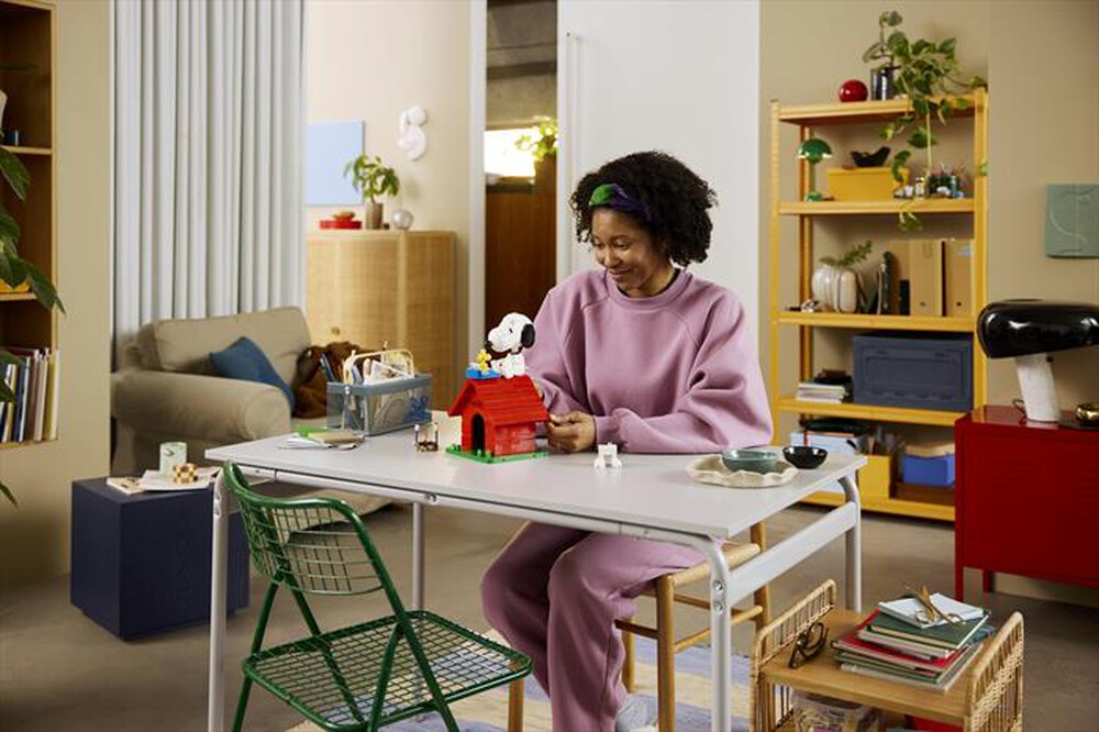 Immagine del prodotto LEGO - IDEAS Peanuts: la cuccia di Snoopy - 21368