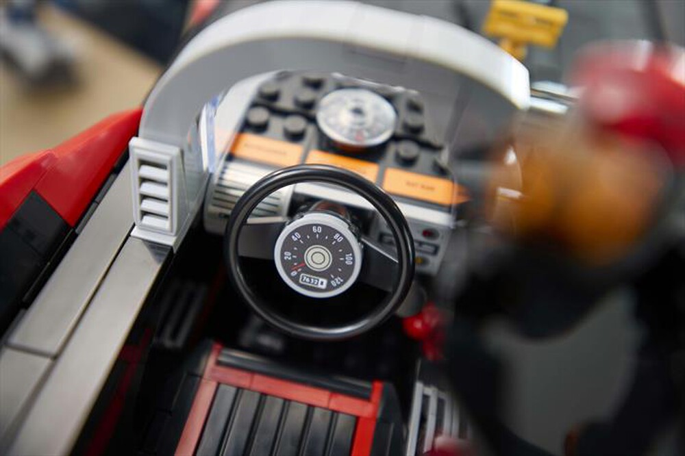 Immagine del prodotto LEGO - Batman: Batmobile Classic TV Series - 76328