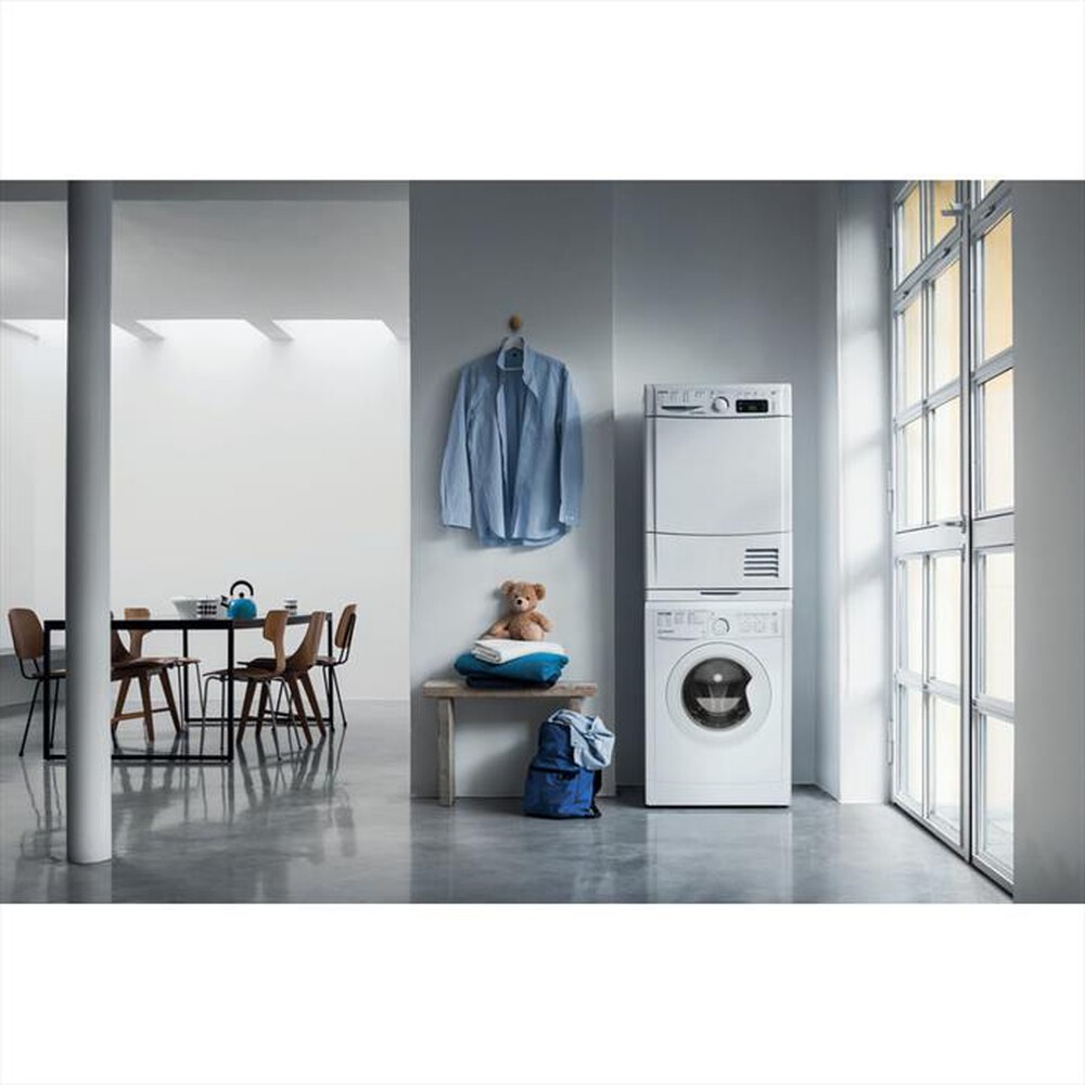 "INDESIT - Lavatrice EWC 61051 W IT N 6 Kg Classe F-Bianco"
