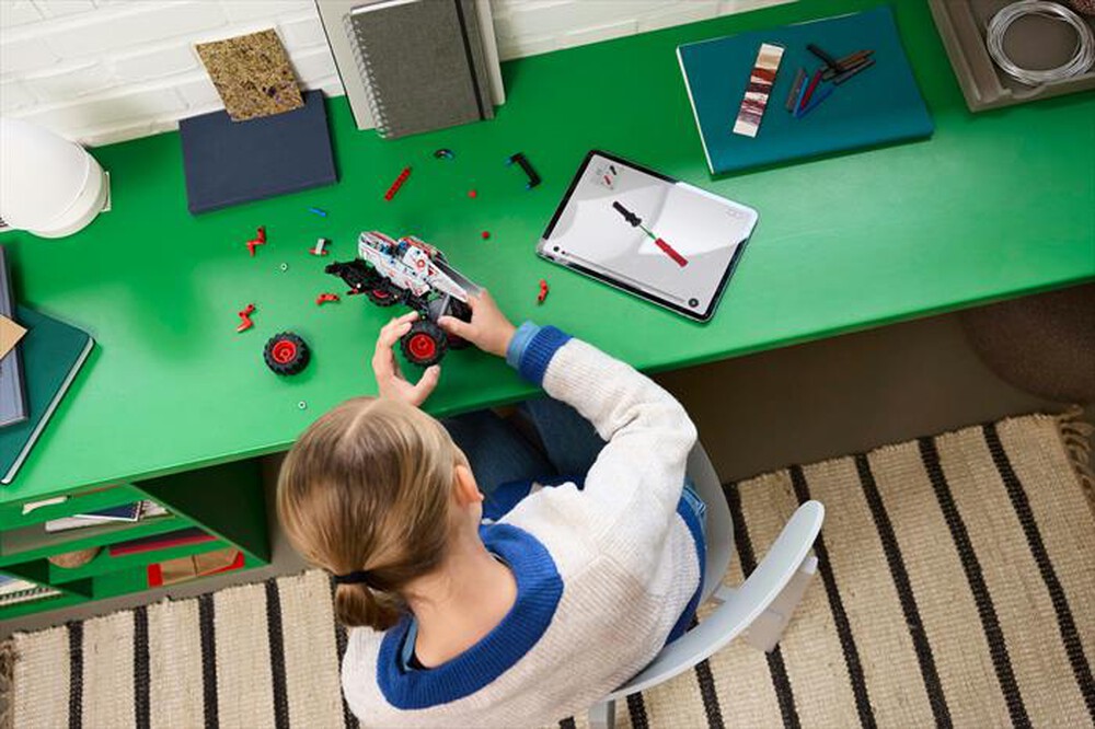 Immagine del prodotto LEGO - TECHNIC Pull-back Monster Jam™ ThunderROARus 42200