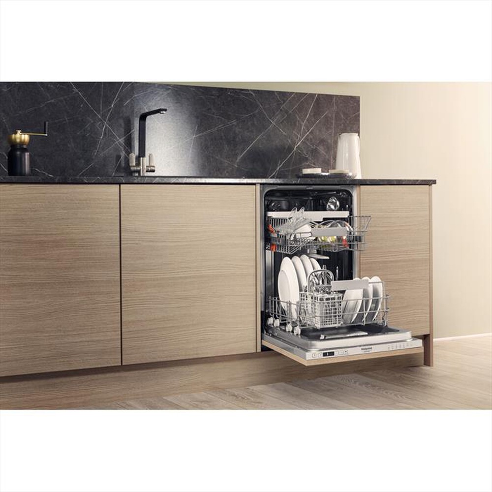 "HOTPOINT ARISTON - Lavastoviglie incasso HSIC 3M19 C Classe F"