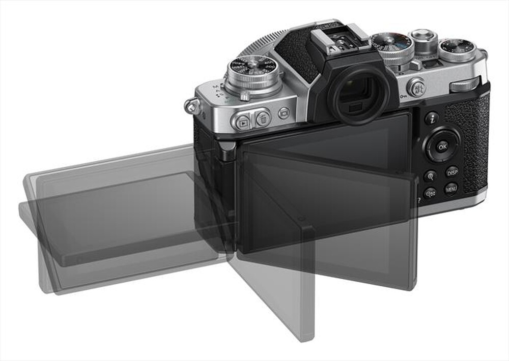 "NIKON - Z FC + Z DX 16-50 VR + SD 64GB-Argento"