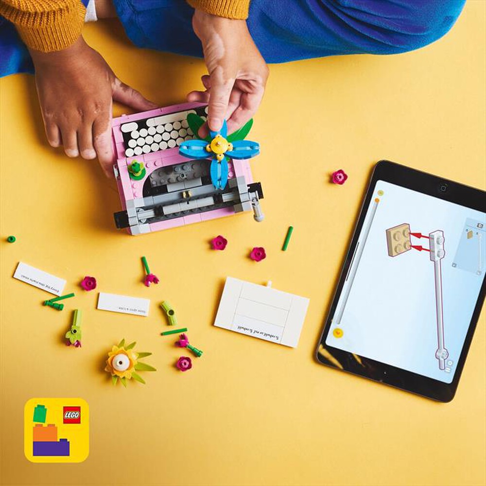 Immagine del prodotto LEGO - CREATOR Macchina da scrivere con fiori 31169