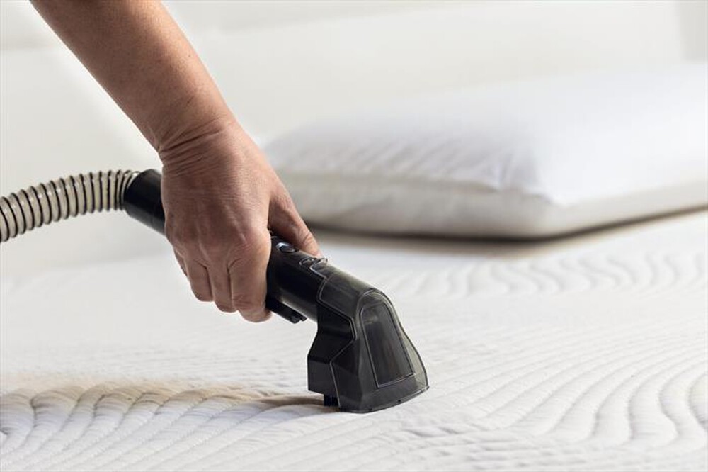 Immagine del prodotto ARIETE - Lavatappeti 2482 SPOT CLEANER HEAT PRO 750W-Nero