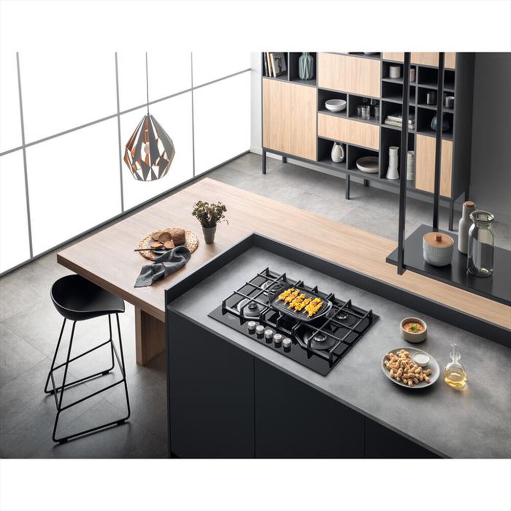 "HOTPOINT ARISTON - Piano cottura a gas HAGS 72F/BK HOB OA 5 fuochi"