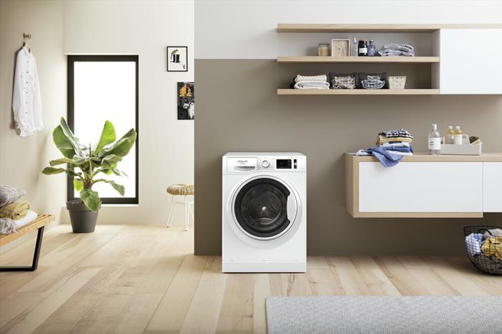 "HOTPOINT ARISTON - Lavatrice EU NR328G WW IT N 8 Kg Classe D"