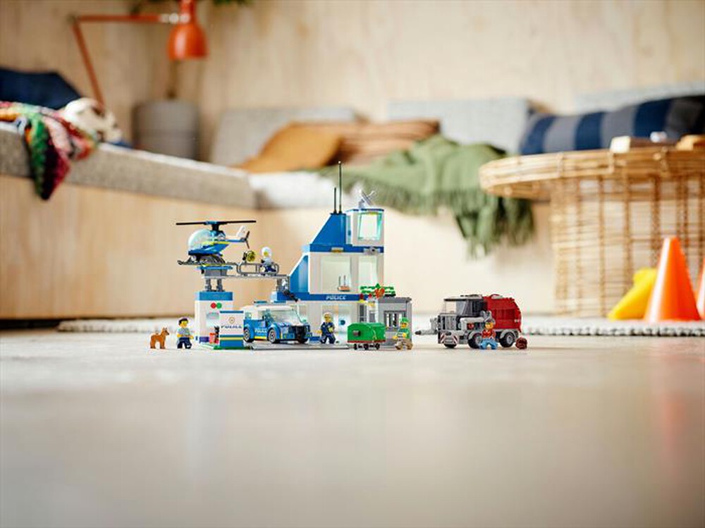 Immagine del prodotto LEGO - CITY POLICE Stazione di Polizia 60316