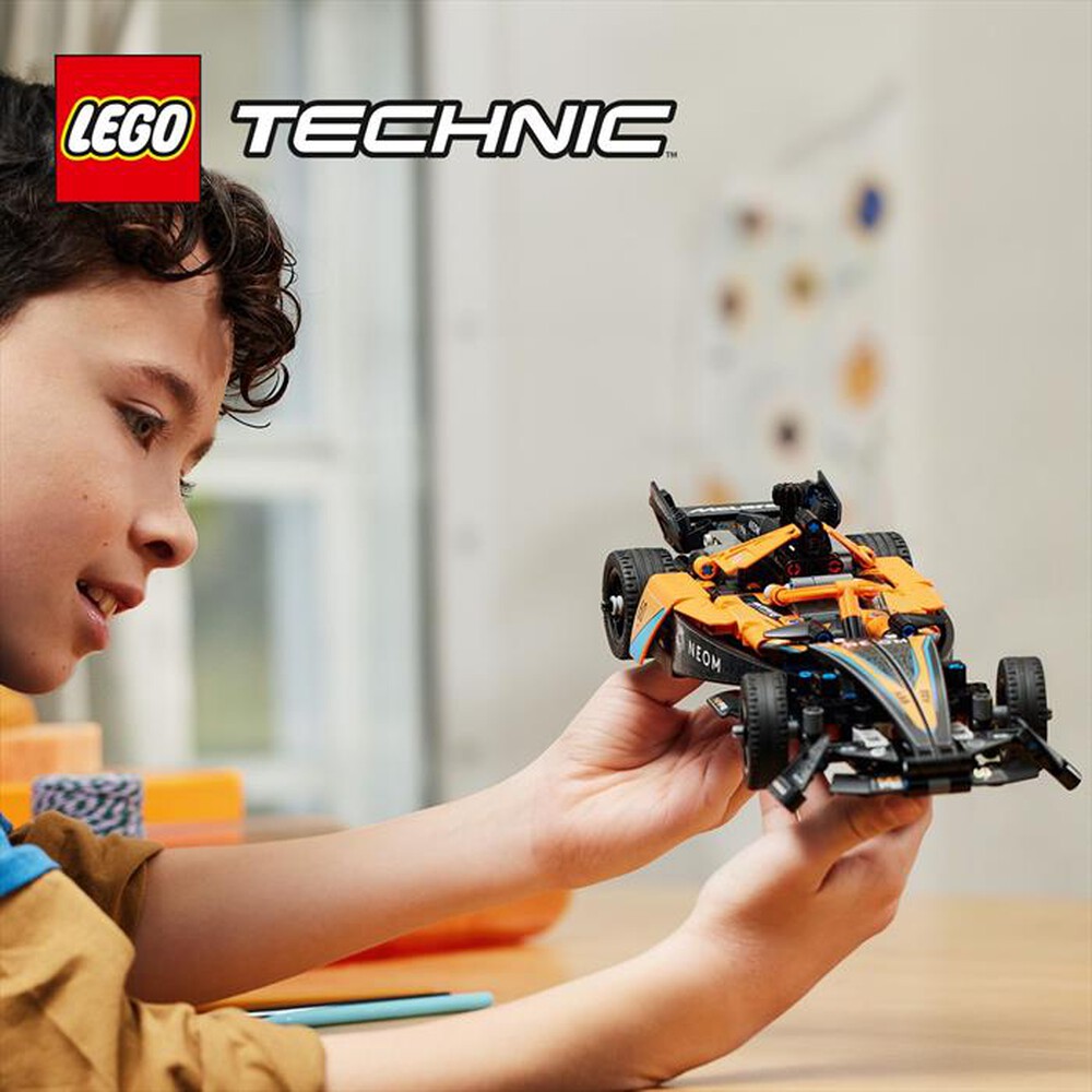 Immagine del prodotto LEGO - TECHNIC NEOM McLaren Formula E Race Car - 42169