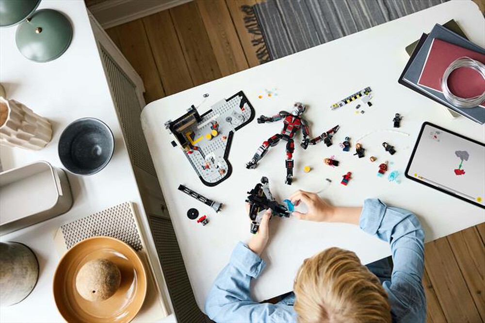 Immagine del prodotto LEGO - SUPER HEROES Captain America: Civil War 76314