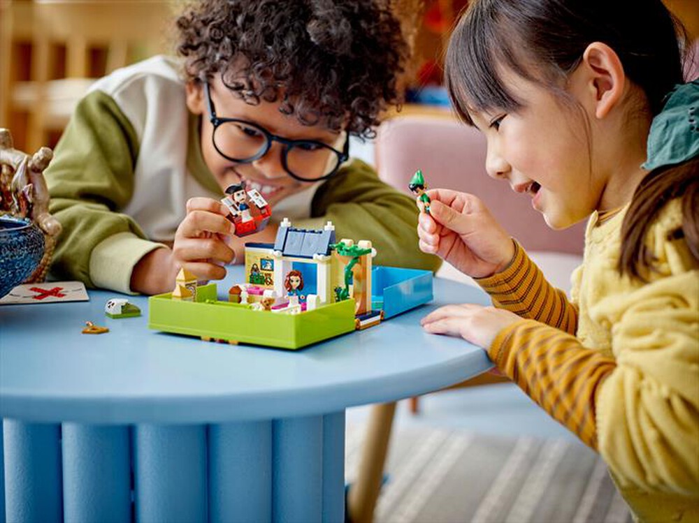 Immagine del prodotto LEGO - DISNEY L&rsquo;avventura nelle fiabe Pan e Wendy-43220
