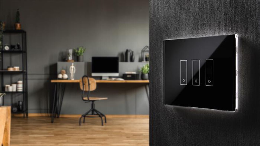 Immagine del prodotto IOTTIE - Interruttore wifi smart per luci, cancelli LSW2I3B-Nero