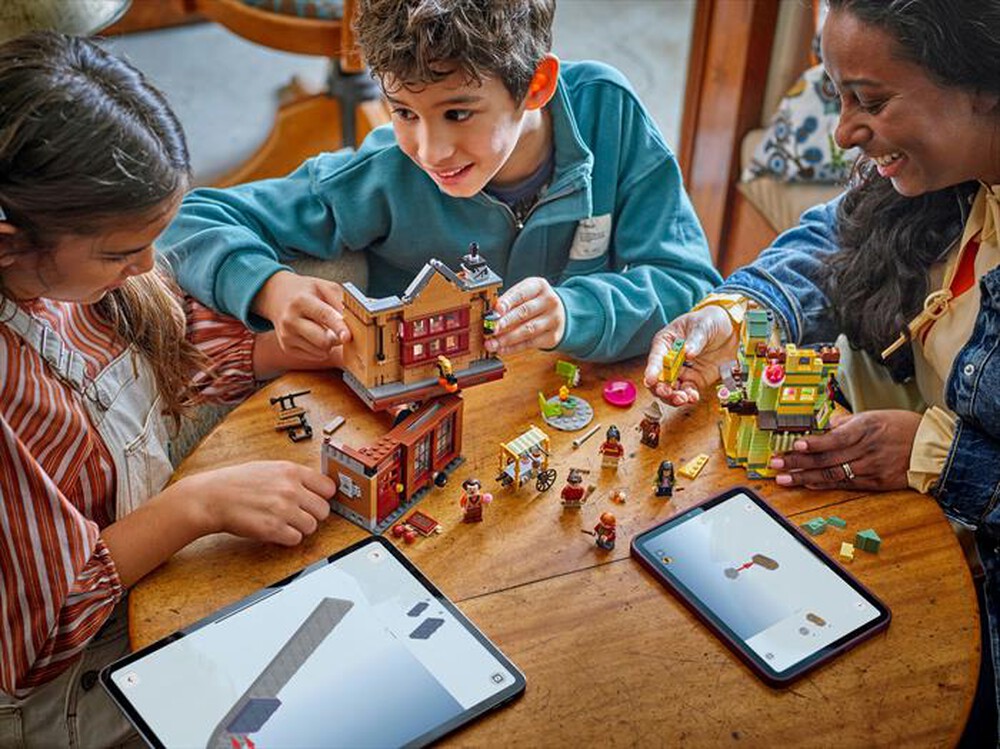 "LEGO - ACCESSORI PER IL QUIDDITCH E GELATERIA-,"
