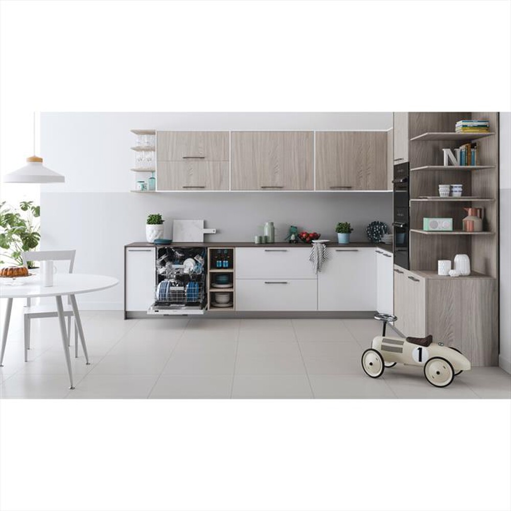 "INDESIT - Lavastoviglie incasso DIC 3C24 A Classe E"