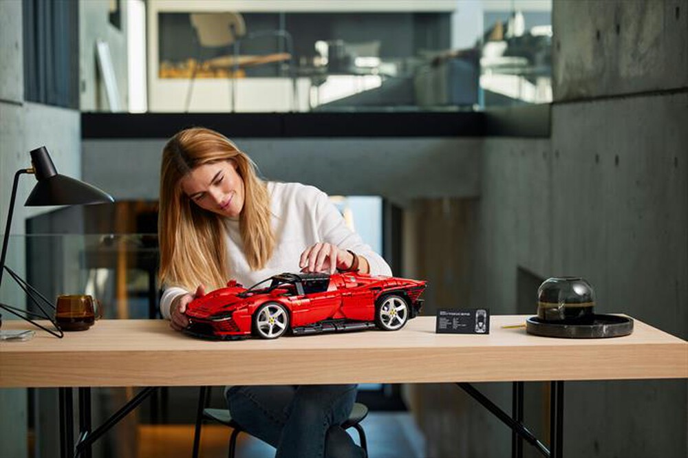 Immagine del prodotto LEGO - TECHNIC Ferrari Daytona SP3 42143
