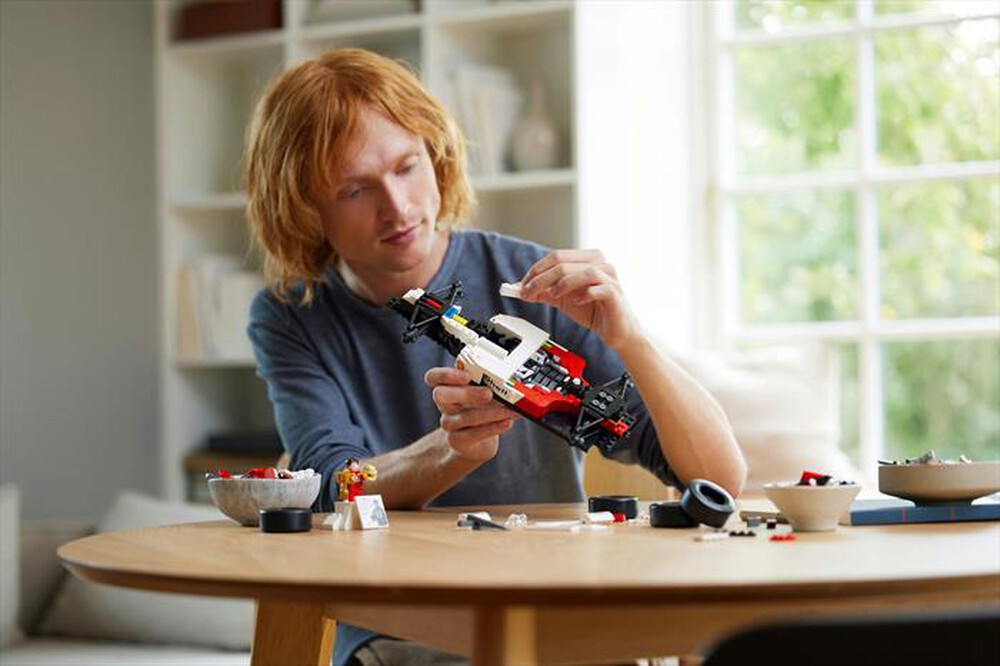 Immagine del prodotto LEGO - ICONS McLaren MP4/4 e Ayrton Senna 10330