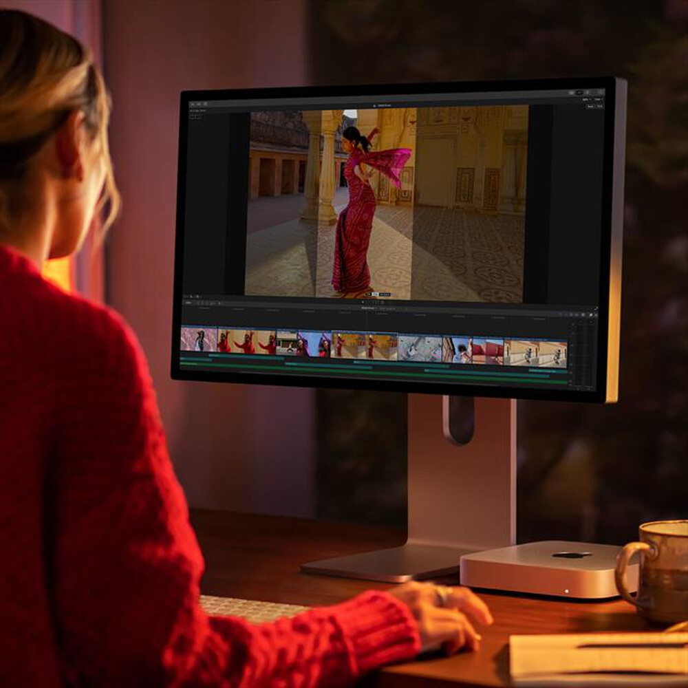 "APPLE - Mac mini M2 core: Pro 10 CPU 16 GPU 512GB"