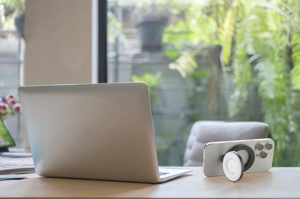 Immagine del prodotto CELLULARLINE - Anello magnetico MAGNETIC RING LIGHT-Nero