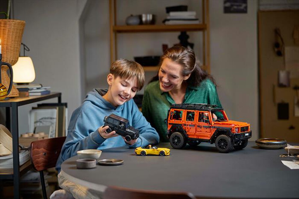 Immagine del prodotto LEGO - TECHNIC Mercedes-Benz G500 PROFESSIONAL Line 42177