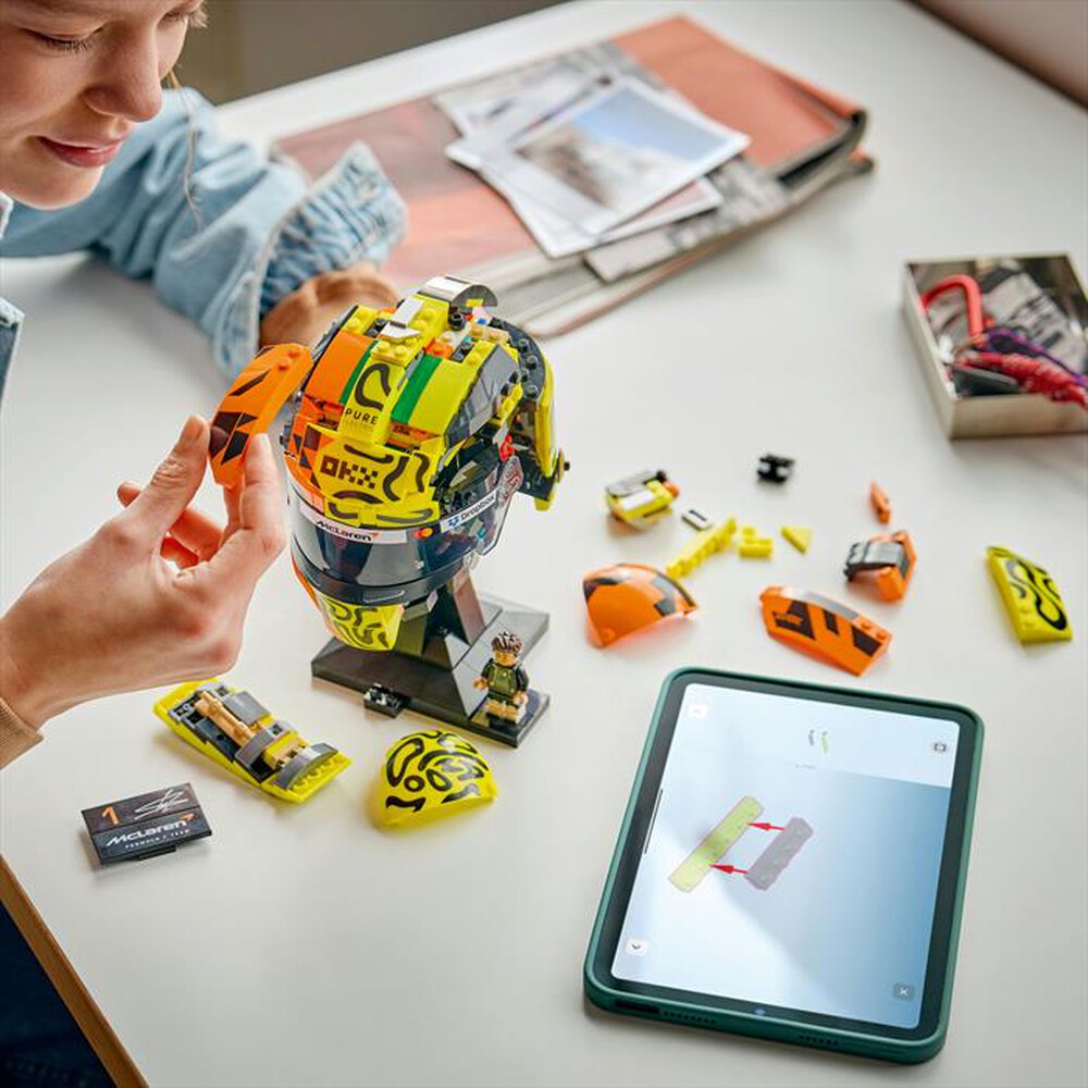 Immagine del prodotto LEGO - EDITIONS Casco di Lando Norris McLaren - 43023