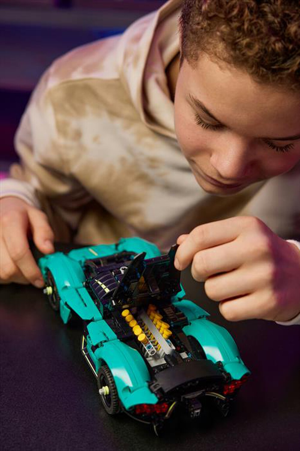 "LEGO - TECHNIC Aston Martin Valkyrie - 42208"