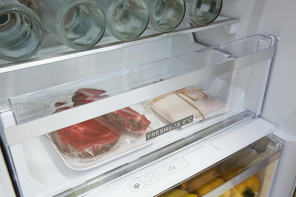 Immagine del prodotto WHIRLPOOL - Frigorifero combinato W7 831A OX Classe D 378lt-Inox