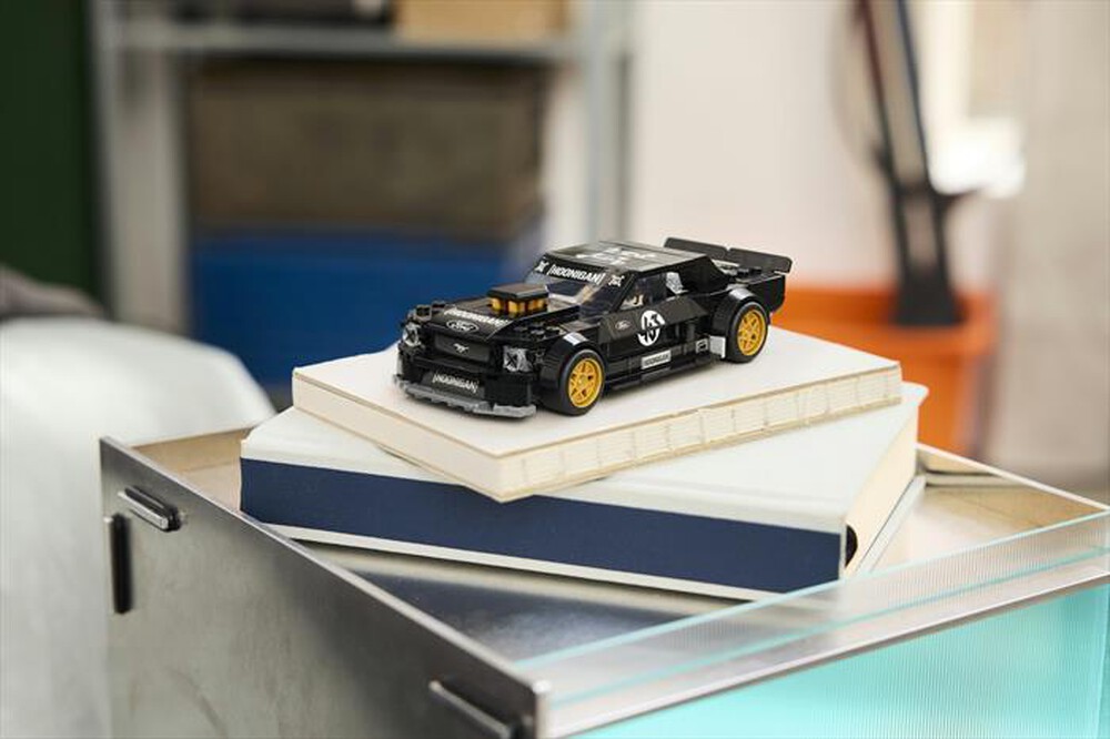 Immagine del prodotto LEGO - SPEED Ford Mustang &rsquo;65 Hoonicorn V1 di Ken - 77262