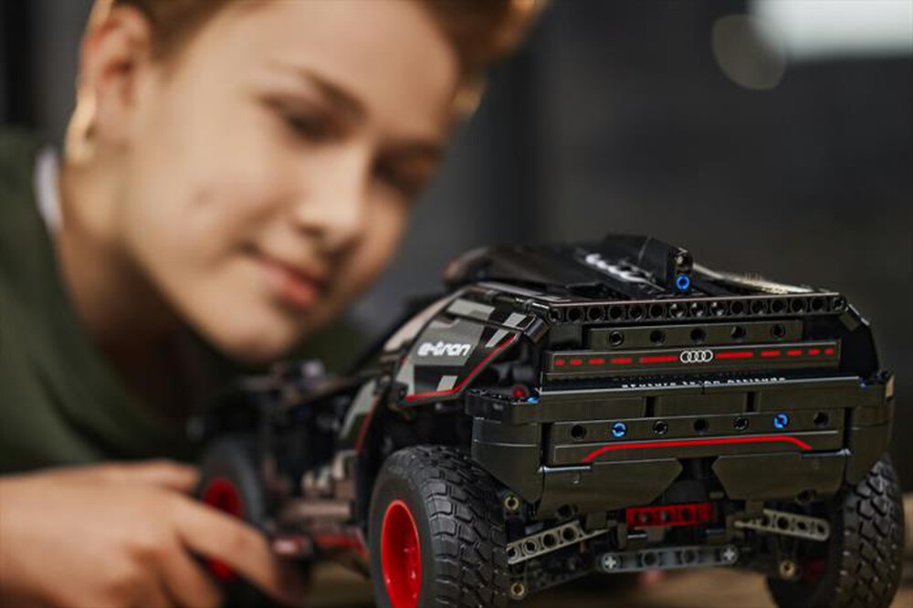 Immagine del prodotto LEGO - TECHNIC Audi RS Q e-tron 42160