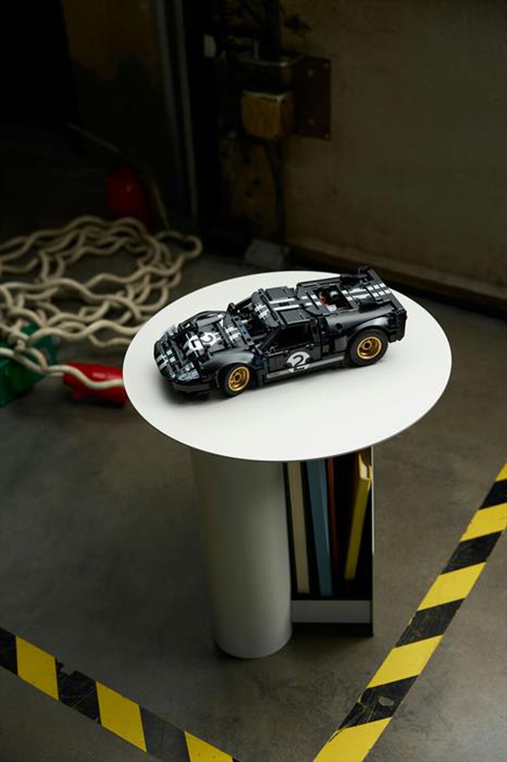 Immagine del prodotto LEGO - TECHNIC Auto da corsa Ford GT40 MKII 1966 - 42223