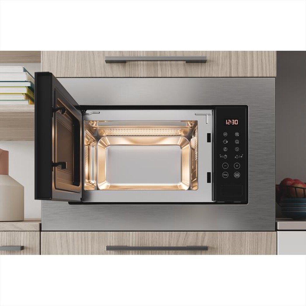 "INDESIT - MWI 120 GX MICROWAVE ID"
