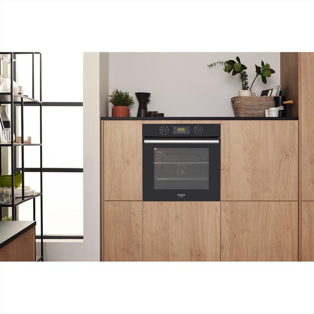 "HOTPOINT ARISTON - Forno incasso BLACK LINE FA2 540 P BL HA Classe A"
