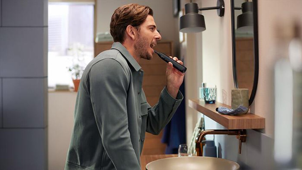 Immagine del prodotto PHILIPS - Spazzolino elettrico HX7101/02-Nero