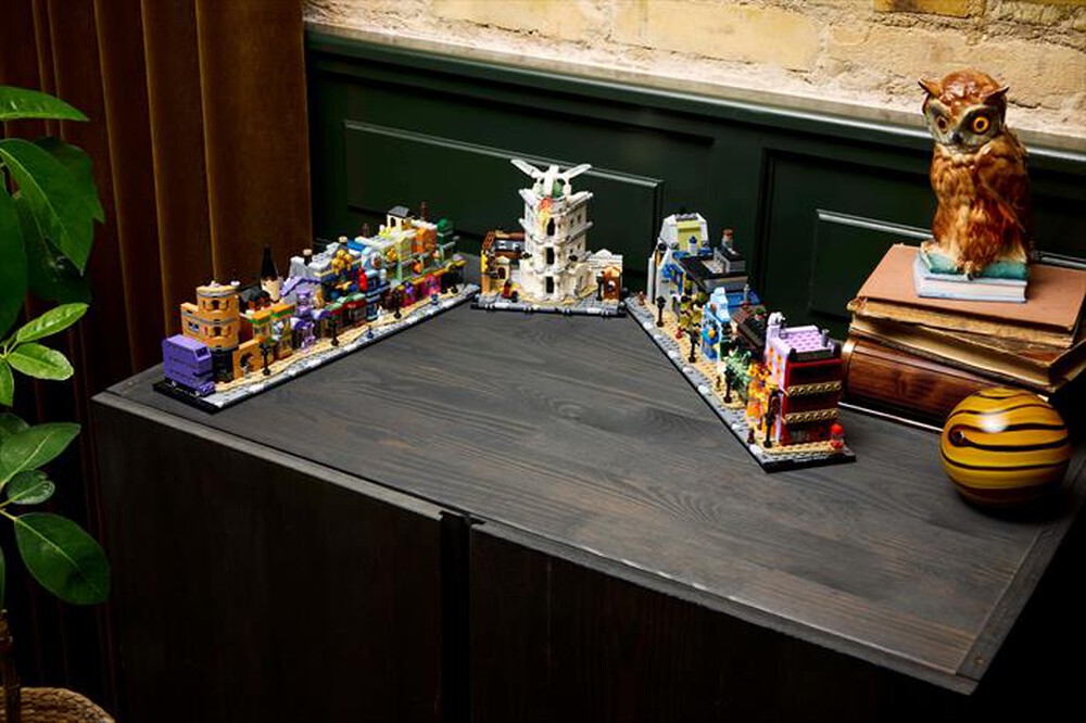 Immagine del prodotto LEGO - HARRY POTTER Negozi di magia di Diagon Alley 76444