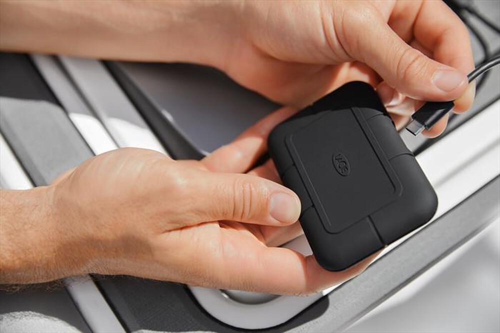 "LACIE - 4TB RUGGED SSD PRO THUNDERBOLT3-nero"