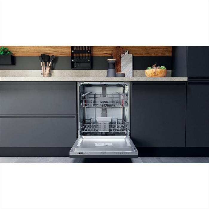 HOTPOINT ARISTON - Lavastoviglie HIC 3C34 Classe D 14 coperti | Euronics