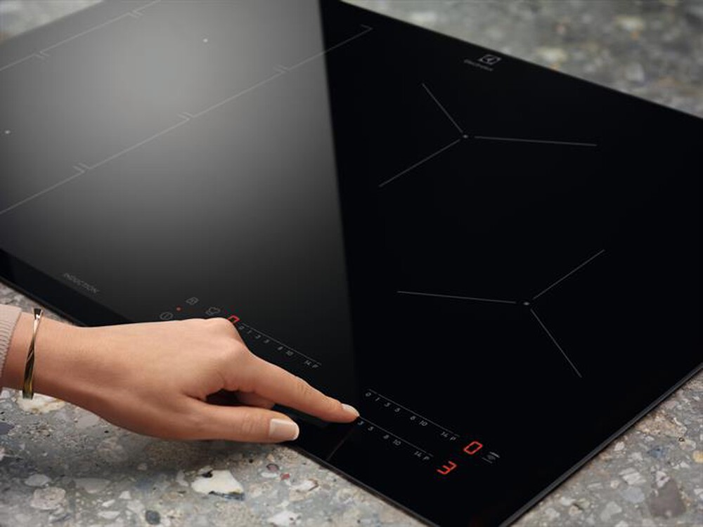 "ELECTROLUX - Piano cottura induzione CIL63443 59 cm-Nero"
