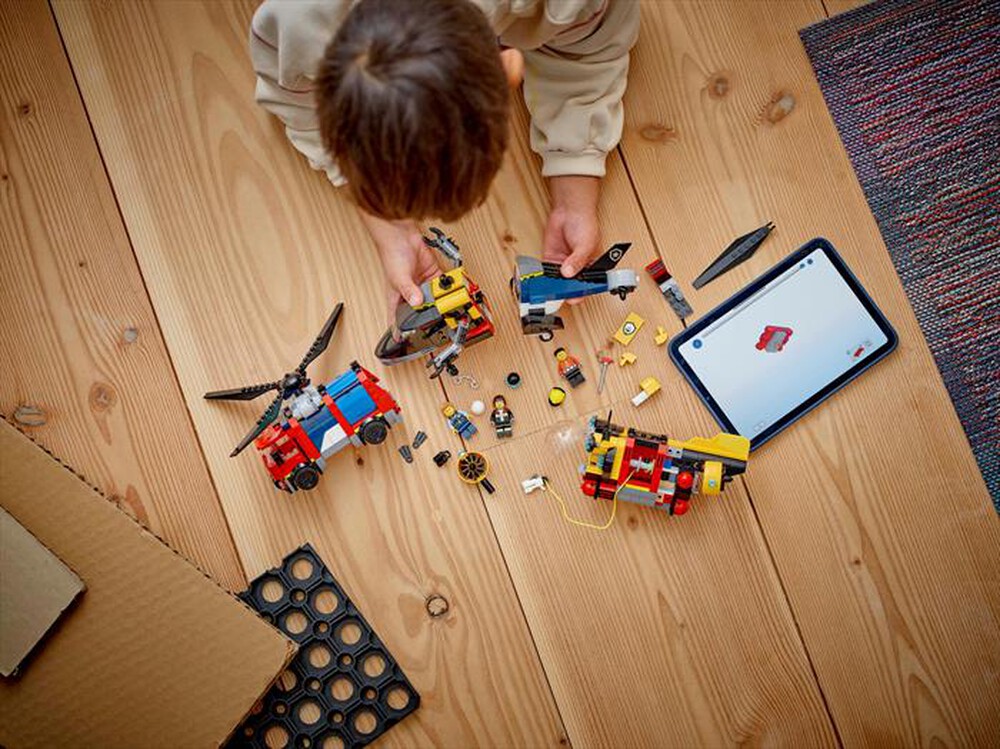 Immagine del prodotto LEGO - CITY Elicottero, autopompa e sottomarino 60462