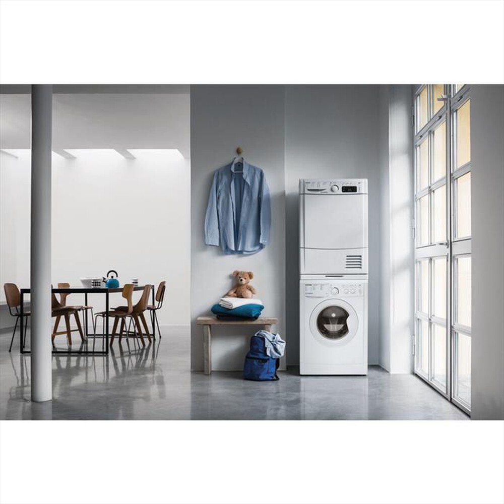 Immagine del prodotto INDESIT - Lavatrice slim EWSC 61251 W EU N 6 Kg Classe F-Bianco