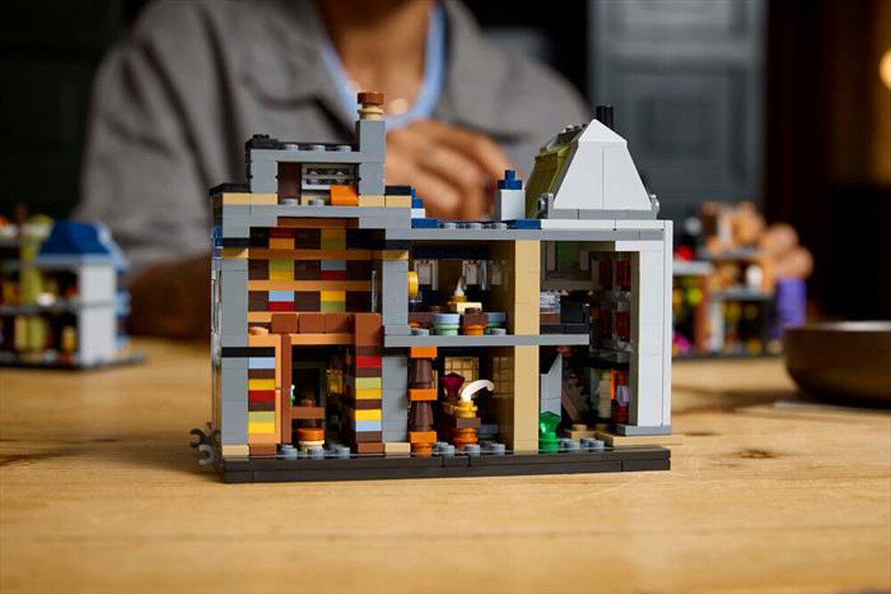 Immagine del prodotto LEGO - HARRY POTTER Negozi di magia di Diagon Alley 76444