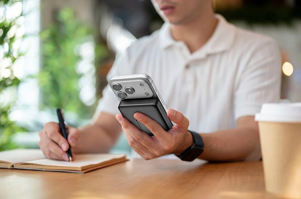 Immagine del prodotto CELLULARLINE - POWER BANK MAG STAND WIRELESS 10000 MAH 45 W PORT-Nero