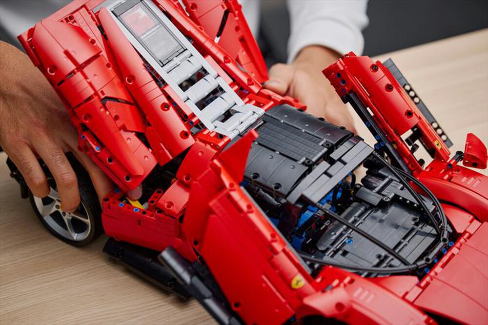 Immagine del prodotto LEGO - TECHNIC Ferrari Daytona SP3 42143