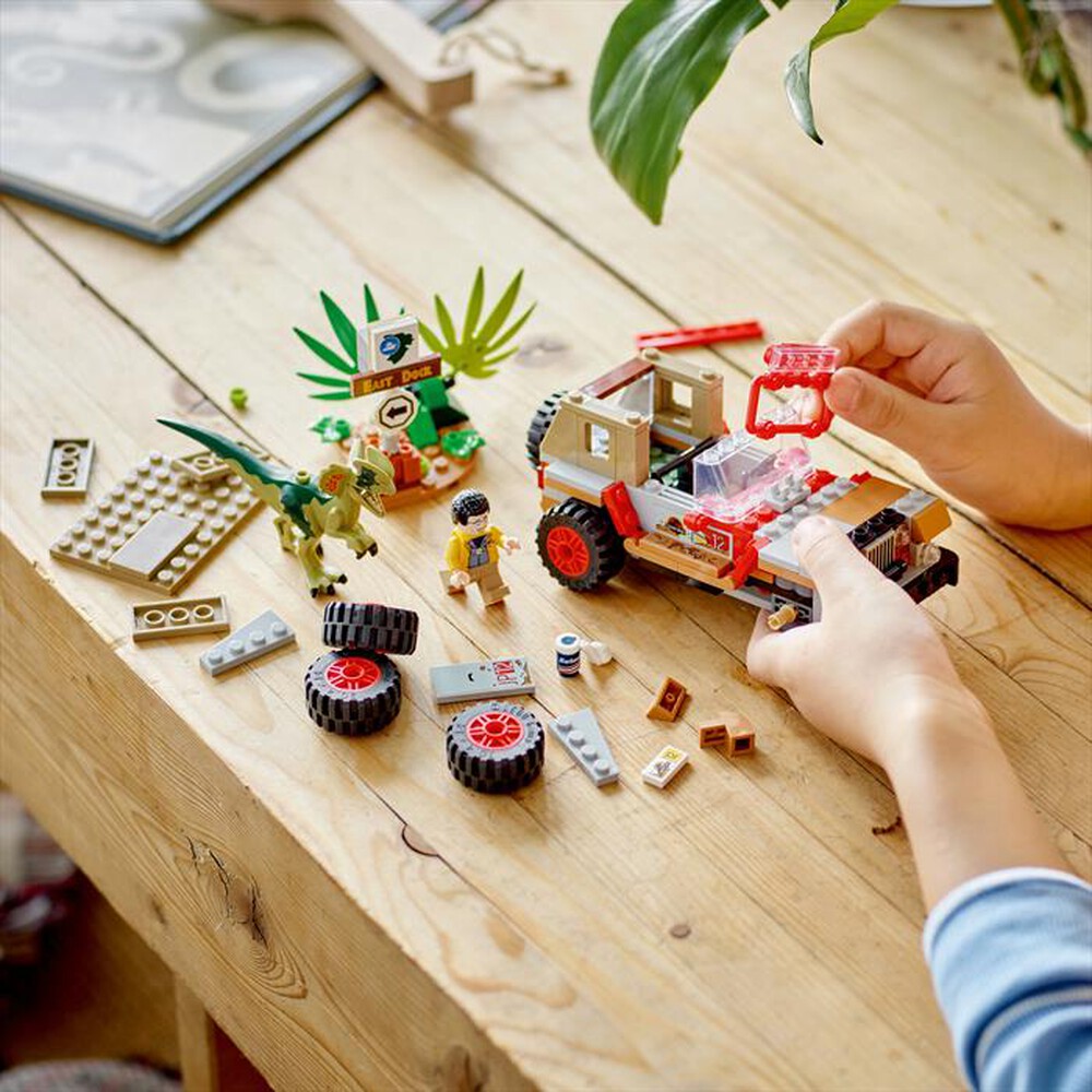 Immagine del prodotto LEGO - JURASSIC WORLD L&rsquo;agguato del Dilofosauro - 76958