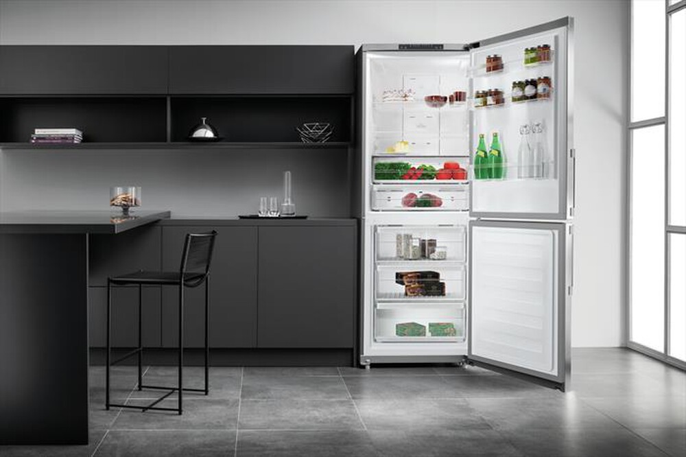 Immagine del prodotto HOTPOINT ARISTON - Frigorifero combinato TOTAL NO FROST HA70BI 932 S-Alluminio
