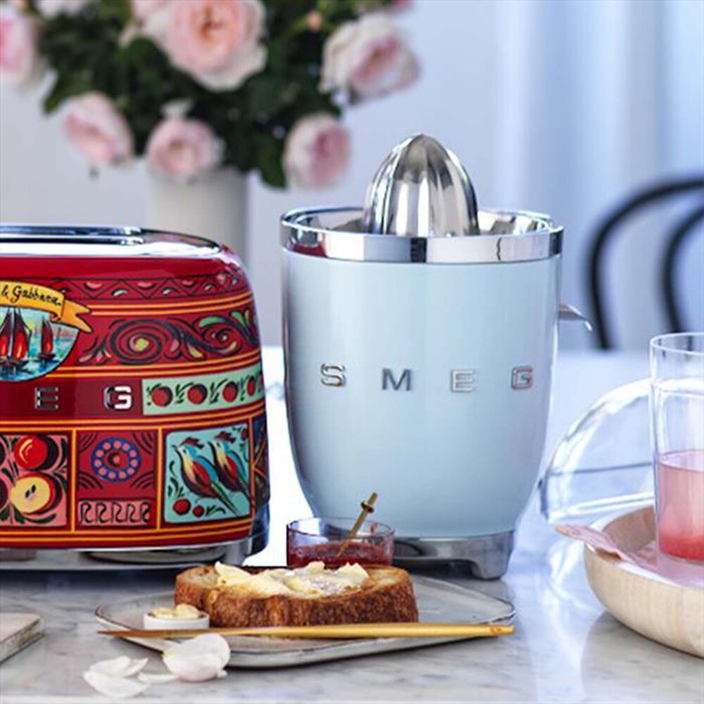Immagine del prodotto SMEG - Spremiagrumi 50's Style &ndash; CJF01PBEU-azzurro