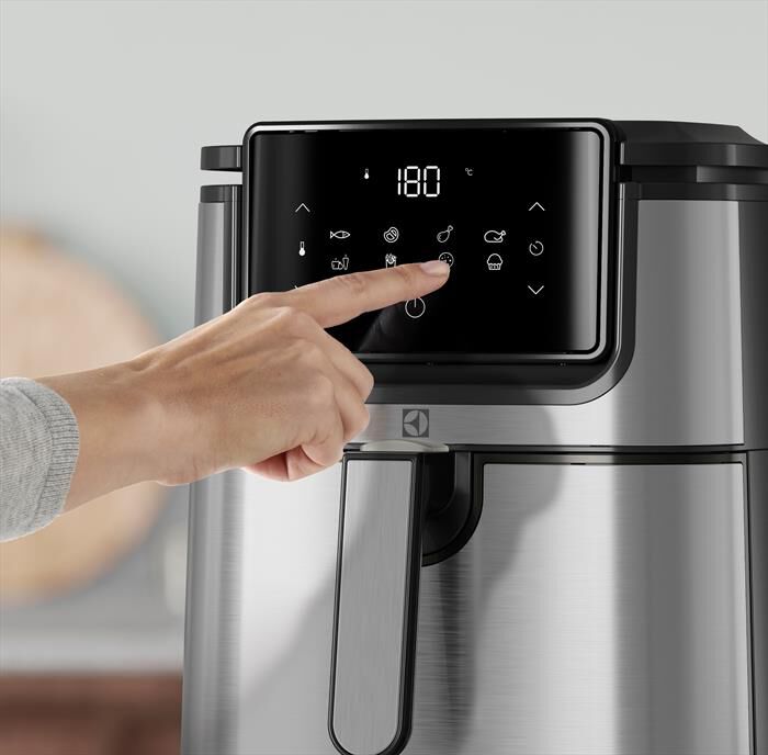 ELECTROLUX - Air Fryer E6AF1-4ST-Acciaio Inox | Euronics