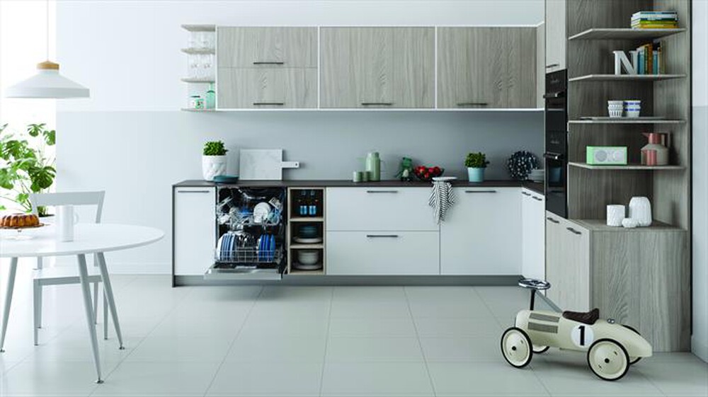 "INDESIT - Lavastoviglie I3B L634 B Classe D 14 coperti"