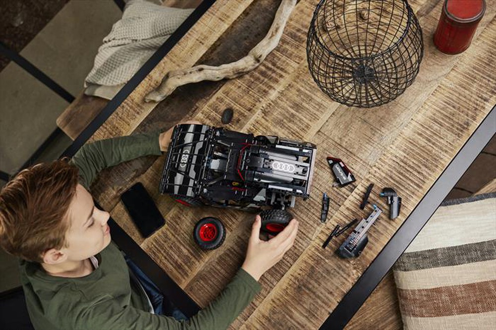 Immagine del prodotto LEGO - TECHNIC Audi RS Q e-tron 42160
