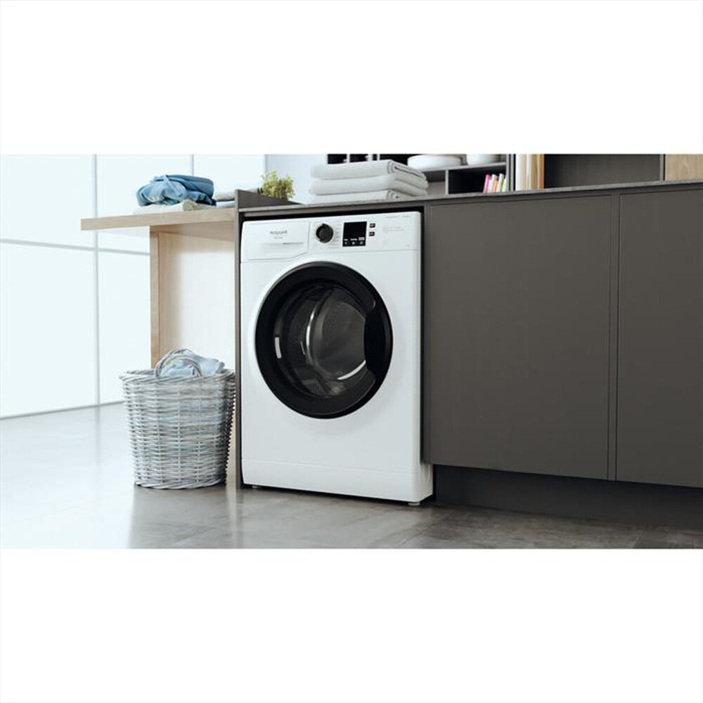 "HOTPOINT ARISTON - Lavatrice NF723WK IT N 7 Kg Classe D"
