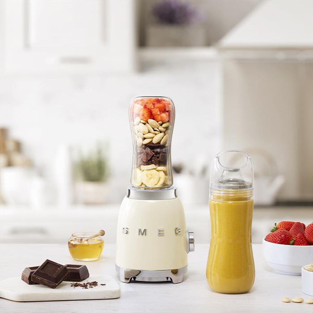 "SMEG - Frullatore Compatto 50's Style- PBF01CREU-Panna"