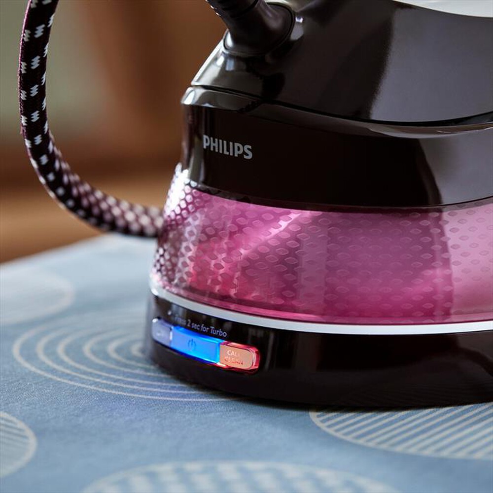 "PHILIPS - PERFECTCARE COMPACT GC7842/40"