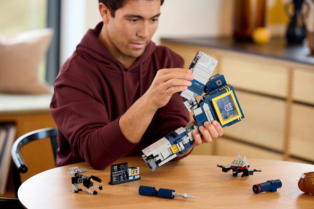 Immagine del prodotto LEGO - ICONS Transformers: Soundwave 10358